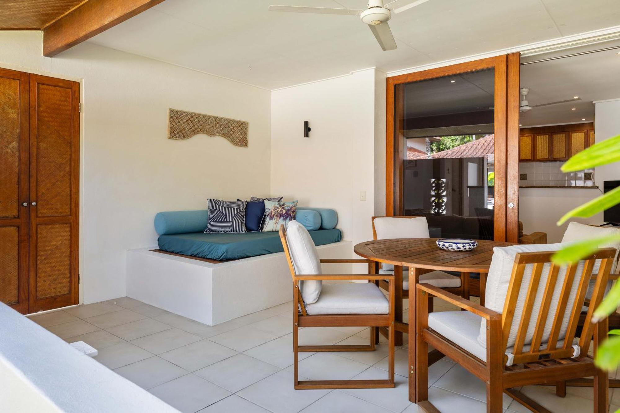 Surya Beachfront Villa Port Douglas Exterior foto