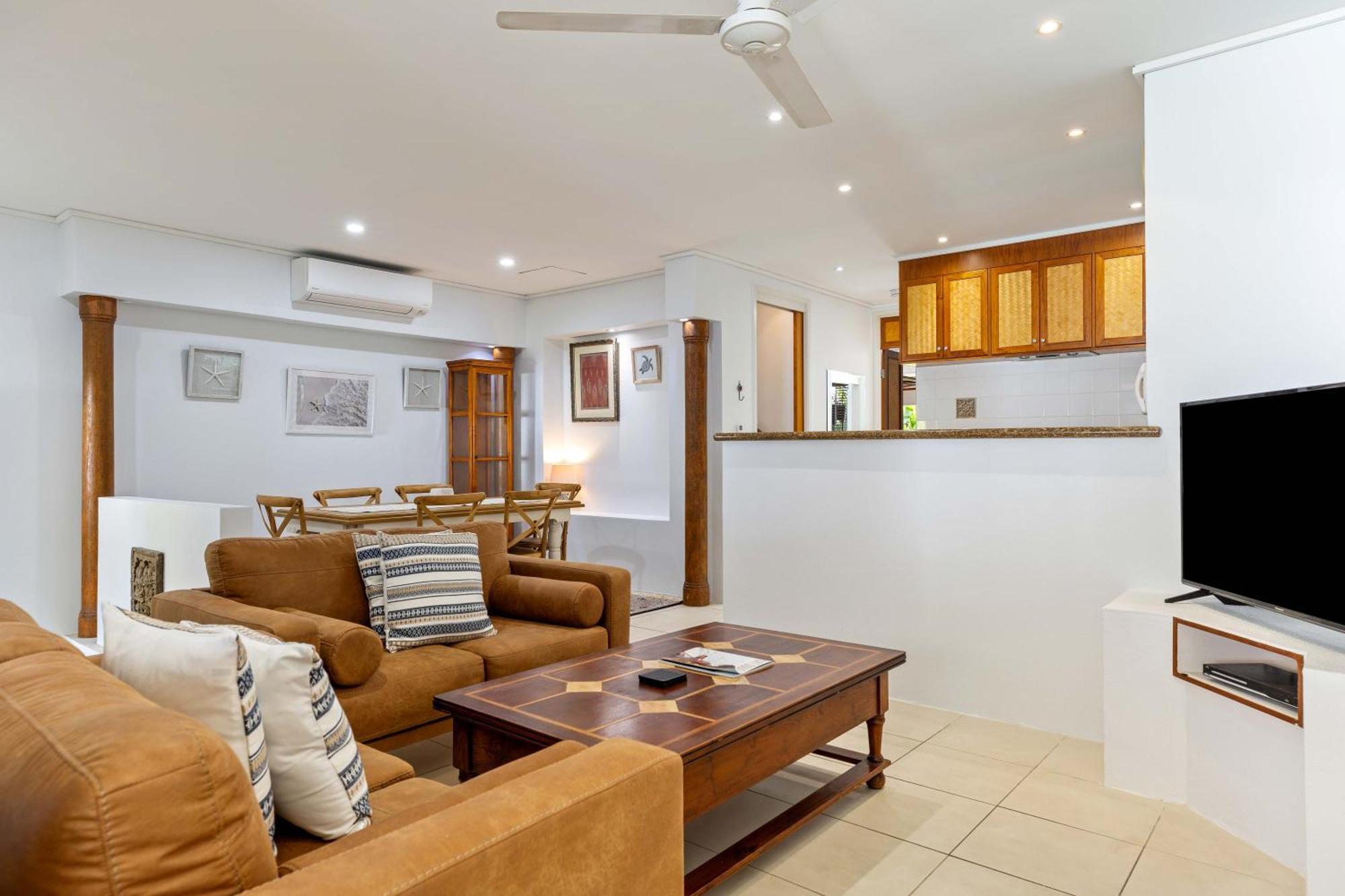 Surya Beachfront Villa Port Douglas Exterior foto