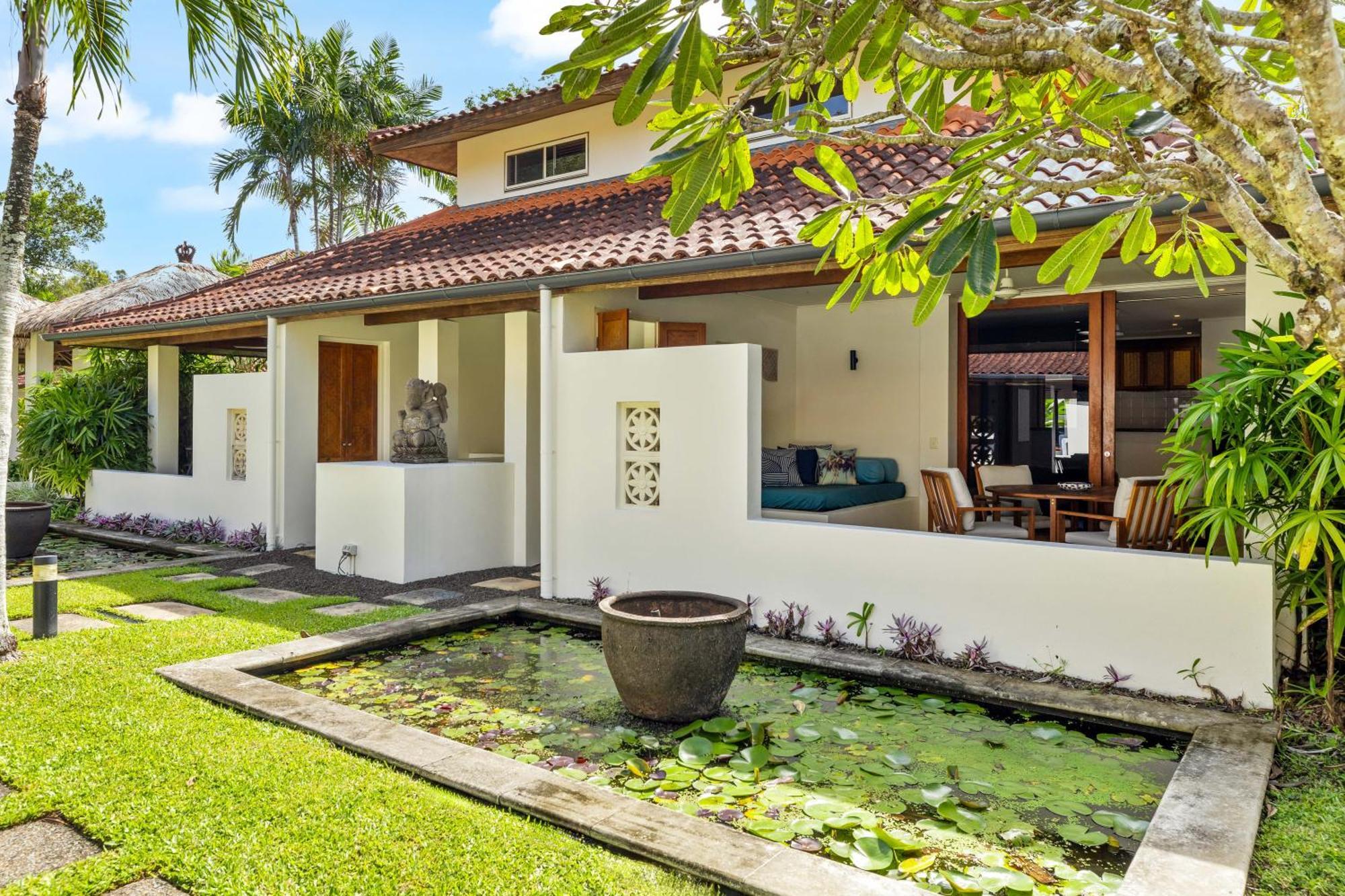 Surya Beachfront Villa Port Douglas Exterior foto