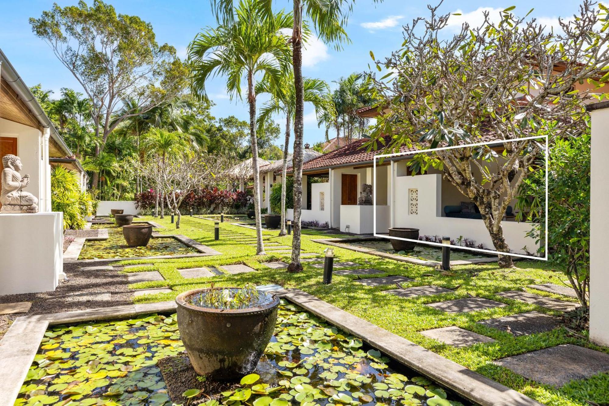 Surya Beachfront Villa Port Douglas Exterior foto